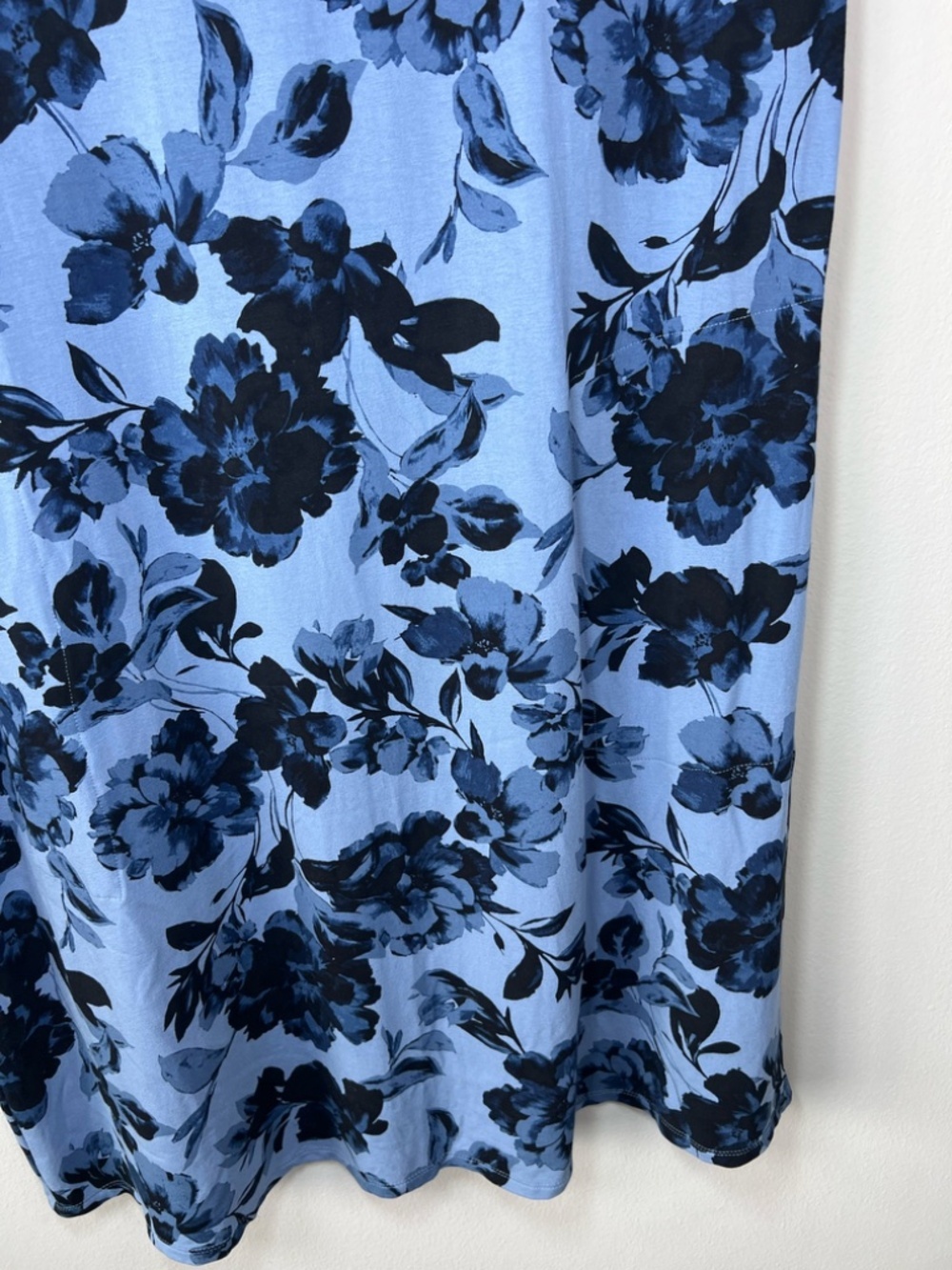 J. Jill Wearever Floral Shift Dress Blue Pockets Jersey Knit Cottagecore Medium - Picture 7 of 16